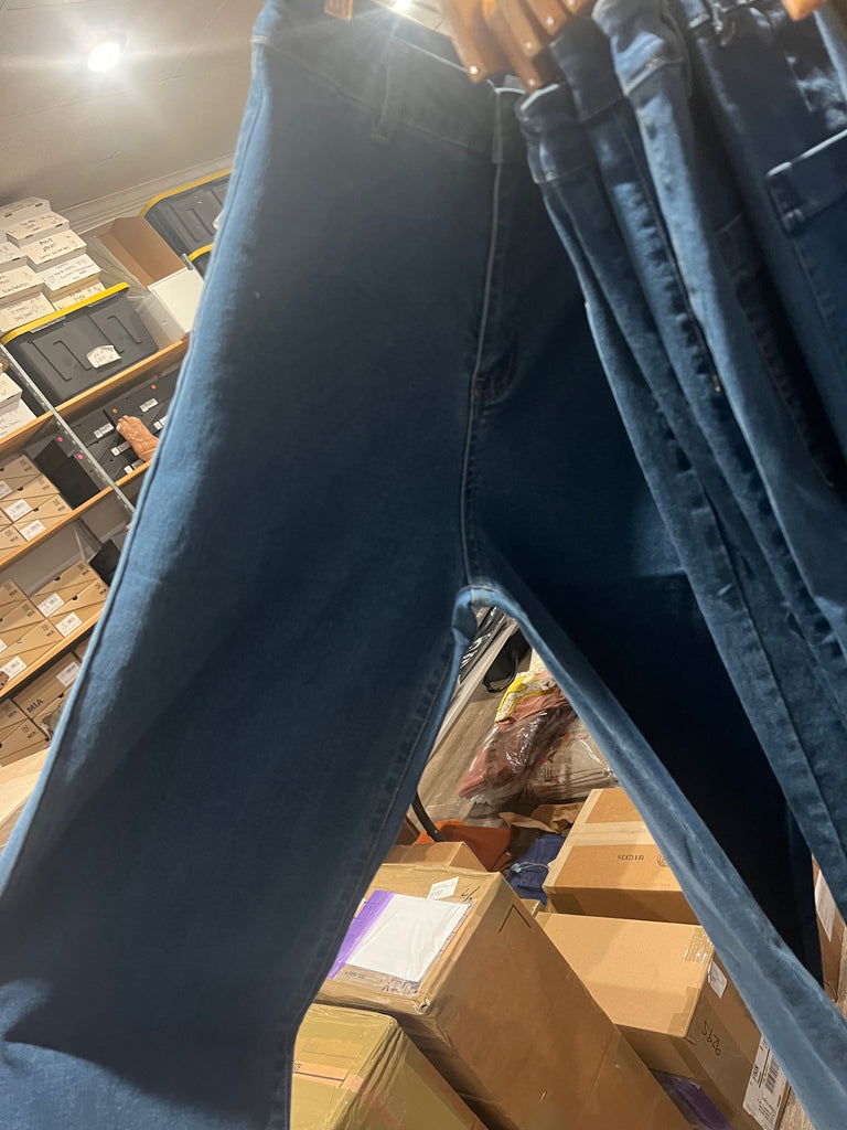 Stella Super Stretch Cropped Jeans- Medium